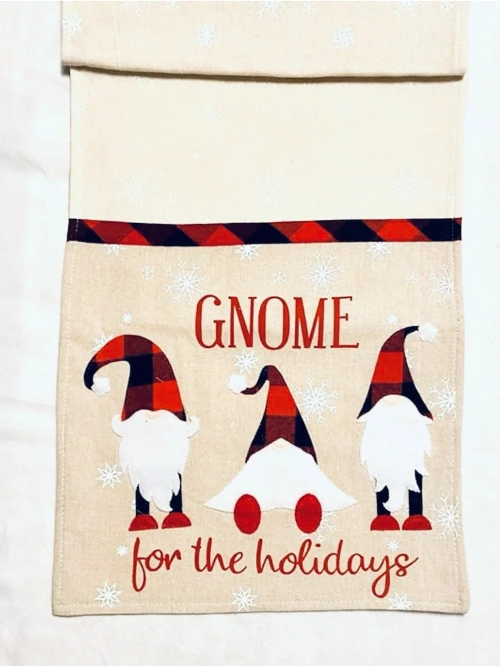❄️ Gnomes Snowflakes Christmas Holiday Table Runner Decor ⛄️